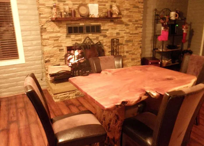 Secluded Family-friendly With Outdoor Theme Near Phoenix, Arizona *
